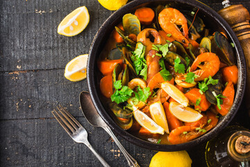 A plate of curry seafood
