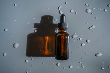 top view of glass face serum bottle