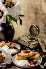 Healthy breakfast - cottage cheese pancakes, syrniki.