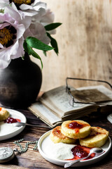 Healthy breakfast - cottage cheese pancakes, syrniki.