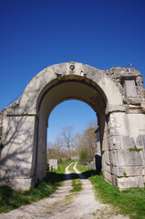 Fototapeta na wymiar Sepino - Molise - Italy - Archaeological site of Altilia: One of the four access gates of the ancient Roman city