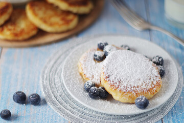 Cottage cheese pancakes - traditional Russian syrniki