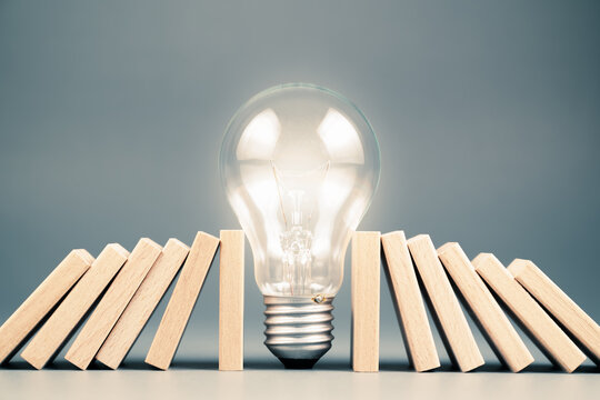 Glowing Bulb Block the Domino, Crisis Management