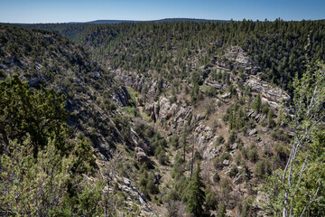 Fototapeta na wymiar Scenery of the canyon gorge in Walnut Canyon National Monument near Flagstaff Arizona