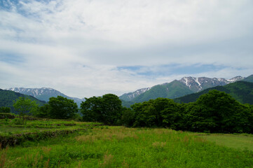 岐阜県側から見る白山連峰