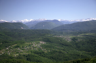 Fototapeta na wymiar beautiful mountain landscape, panoramic view of mountains and sky in the vicinity of Sochi, Russia