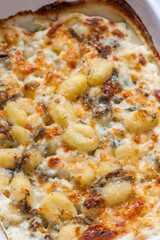 gnocchi baked with blue cheese