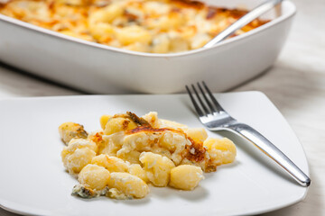 gnocchi baked with blue cheese