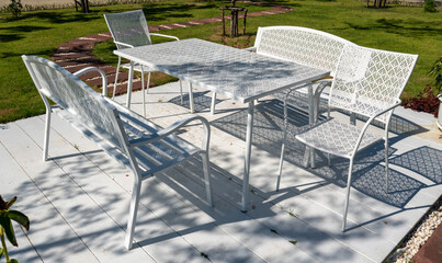 Gardens and Garden Furniture 