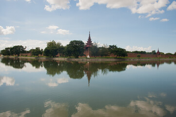 Fototapeta na wymiar Mandalay Palace with water reflection in its moat