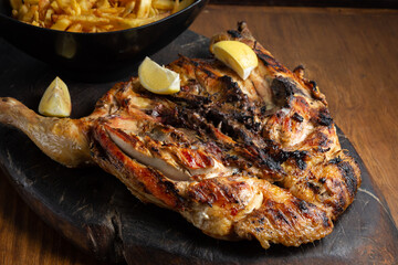 pollo entero  a la parilla