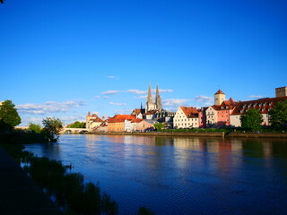Fototapeta na wymiar Regensburg, Deutschland: Blick auf die Stadt