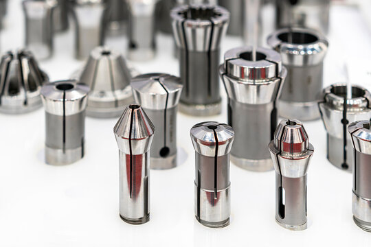 Various many type and size spring steel collet chuck for cnc machining center or automatic milling machine on table
