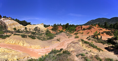 Panoramique du Colorado provençal de Rustrel