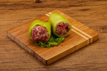 Raw stuffed bell pepper with meat