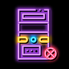 Broken Computer neon light sign vector. Glowing bright icon Broken Computer sign. transparent symbol illustration