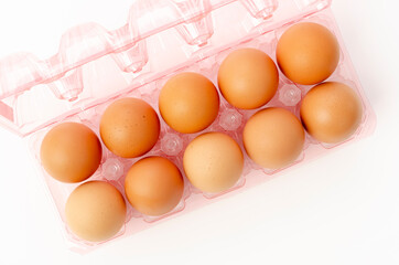 たまご（赤玉）パック入り