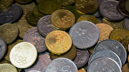 Malaysian 20 sen silver and gold coin. © Aiman Khair