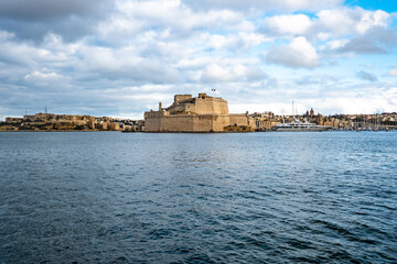 Fototapeta na wymiar Malta, view of the harbor