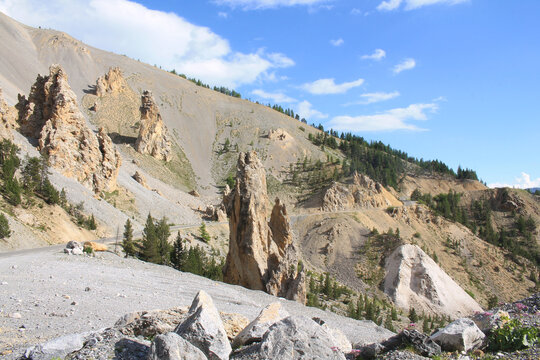 Izoard pass, a road that takes cyclists, hikers and drivers from the brian&ccedil;onnais to the ch&acirc;teau Queyras
