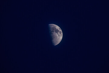 bright moon in the dark night sky