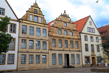 Fototapeta na wymiar historische Bürgerhäuser am Alten Markt