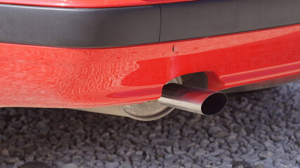 Czerwone auto, czerwony samochód, czerwony lakier, © klumb