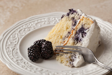 Vanilla blackberry cake