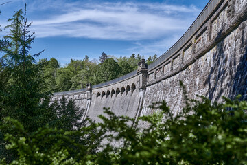 Fototapeta na wymiar Wonderful dam of the Neyetalsperre