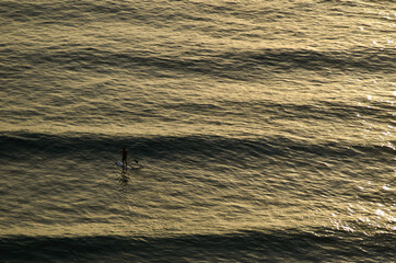 surf surfing en playa de los locos suances cantabria españa