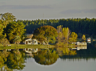 Obraz premium lake in autumn