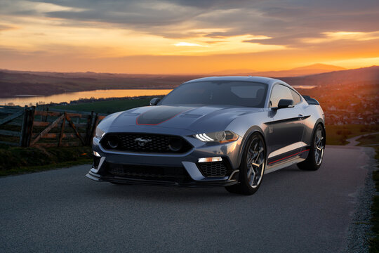The new Ford Mustang in the sporty Mach 1 version