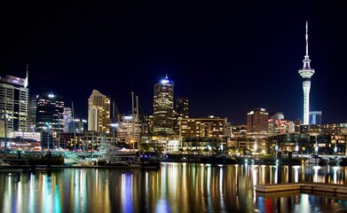 Fototapeta na wymiar Auckland city at night 