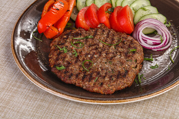 Grilled Beef cutlet with vegetables