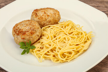 Spaghetti with homemade chicken cutlet