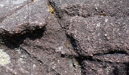 The texture of the natural gray-black stone is uniquely created.