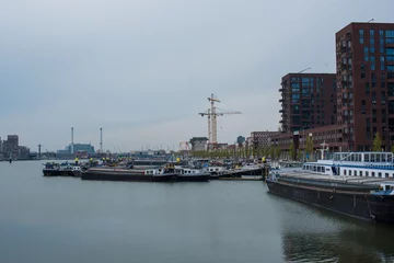 Papier Peint photo Pont Érasme boats on the river in Rotterdam 