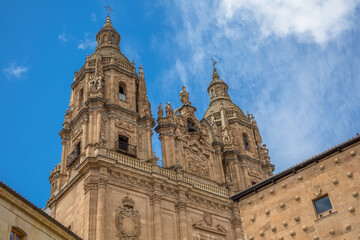 Fototapeta na wymiar View at the baroque iconic facade at the La Clerecía building, Pontifical university at Salamanca, Universidad Pontificia de Salamanca (UPSA)