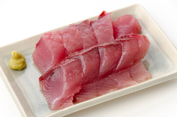 キハダマグロの刺身