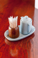 醤油差しと楊枝