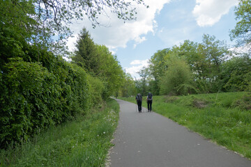 Die Ravel Route in Roetgen ist ein beliebter Fahrrad- und Wanderweg in der Eifel für jung und alt