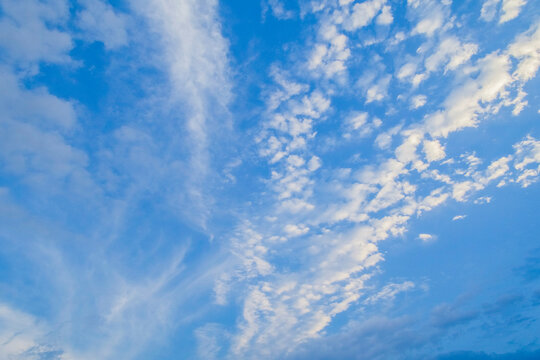 2 921 件の最適な 雨上がりの空 画像 ストック写真 ベクター Adobe Stock