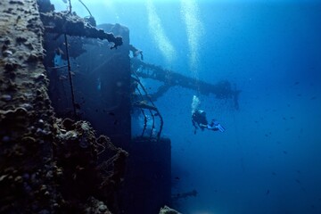 Wreck diving