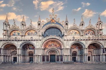 Zelfklevend Fotobehang The St Mark's Basilica in Venice © Stockbym