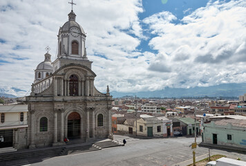 Fototapeta na wymiar La Sultana de los Andes, Riobamba, Ecuador.