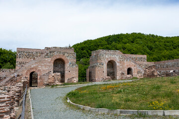 Obraz premium Ruins of the Roman fortress and gate, located in the Troyan Pass, Bulgaria.