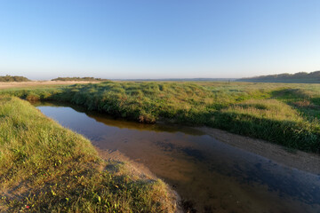 Fototapeta na wymiar Maye river in the bay of the Somme