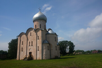 Fototapeta na wymiar Spas-na-Nereditse Church, one of the oldest churches in Russia. South of Veliky Novgorod, village Spas-Nereditsy, Russia.