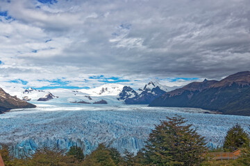 Fototapeta na wymiar Glacier Perito Moreno - Most important tourist attractions.