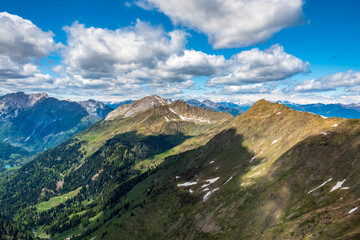 Obraz premium Spring day trekking in the beautiful Carnic Alps, Friuli-Venezia Giulia, Italy